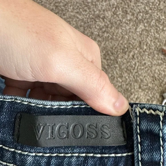 Vigoss Dark Wash Skinny Jeans with White Trim Details size 2 - Picture 8 of 8